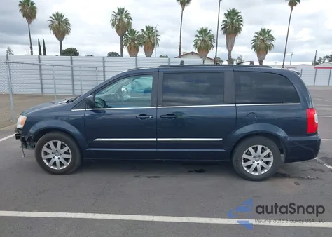 2013 Chrysler Town & Country Touring from USA, damaged, VIN 2C4RC1BG1DR675026